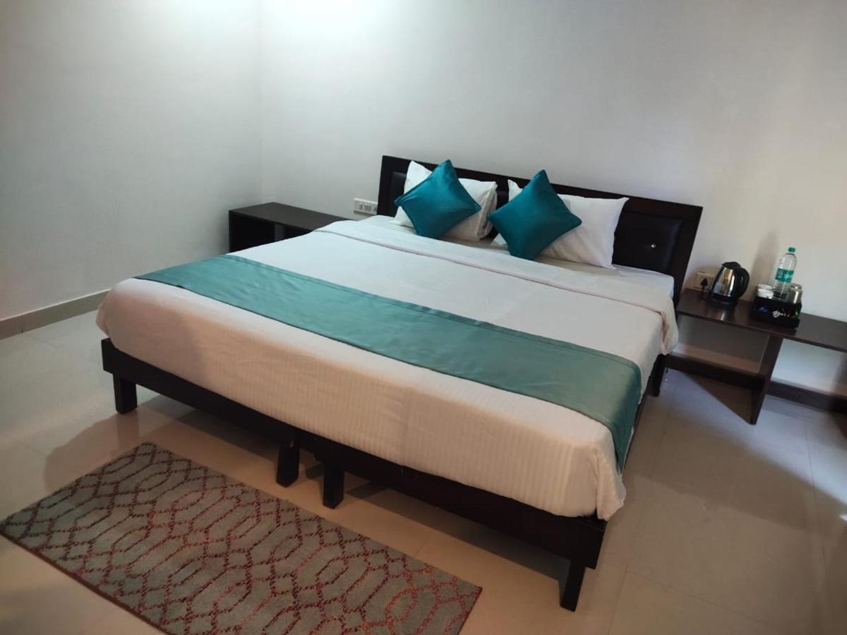 Square Inn Devanahalli Luaran gambar